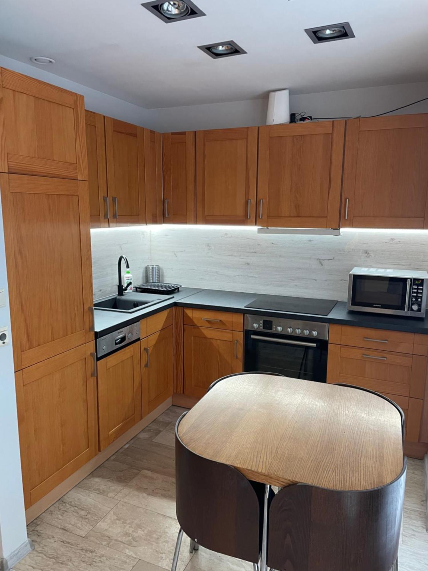 Golden Sun Apartment